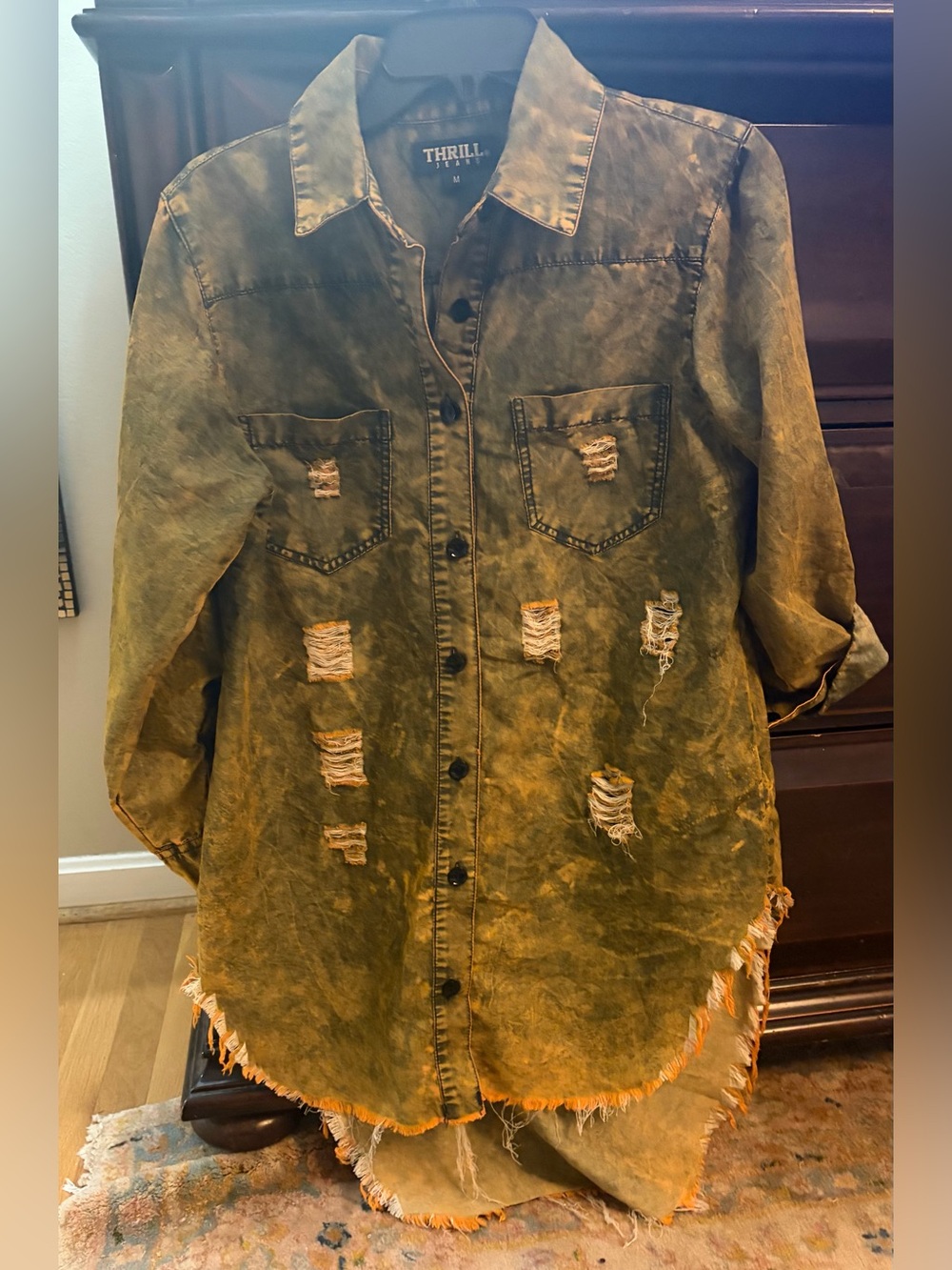 Thrill Jeans acid wash top in Medium Green Tie-Dye Button-Up Shirt - Picture 1 of 6